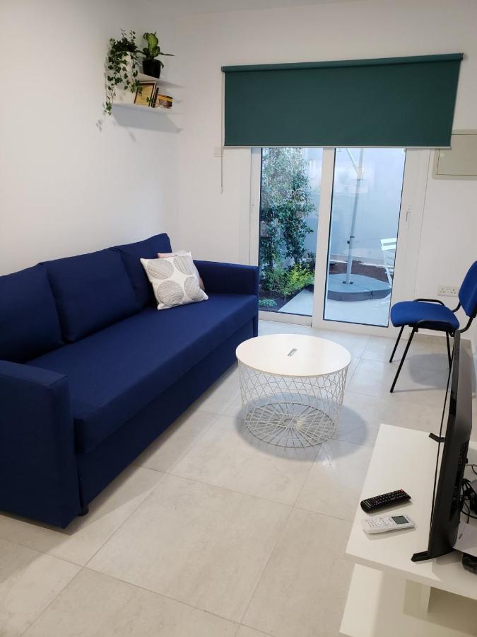Modern & Cozy Studio W/ Backyard Near City Center Limassol Exterior foto